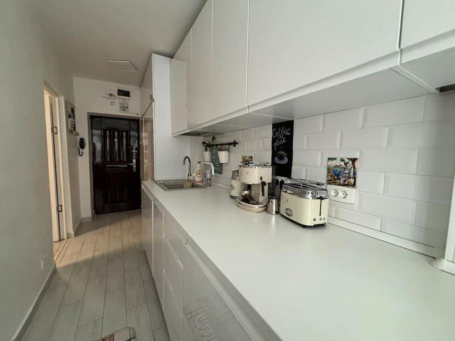 Ultracentral Lovely Place -Your Home Away From Home Bukarest Exterior foto